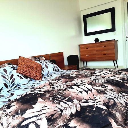 Chambres Meublees Avenue Cheikh Anta Diop Дакар Экстерьер фото