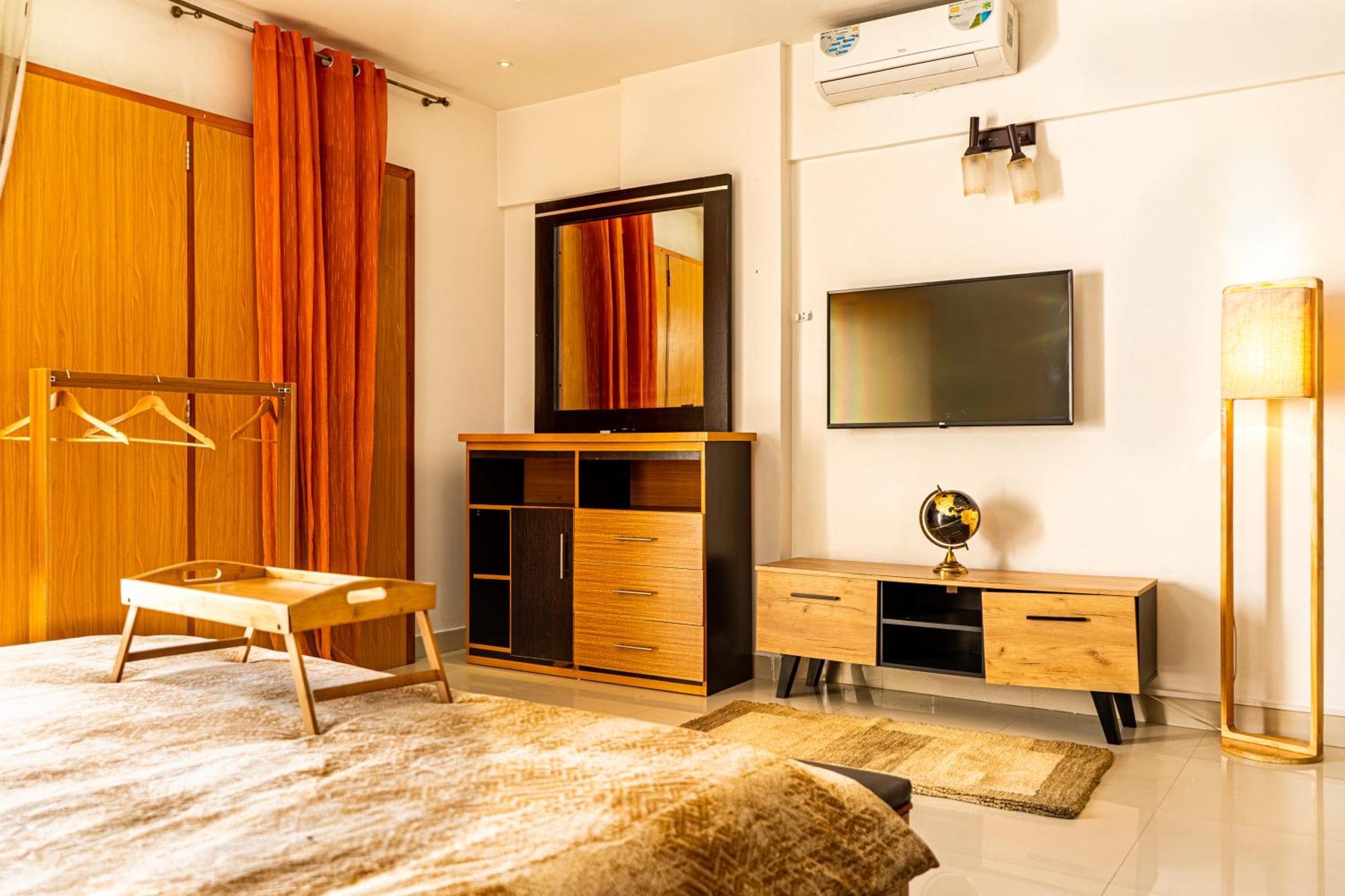 Chambres Meublees Avenue Cheikh Anta Diop Дакар Экстерьер фото